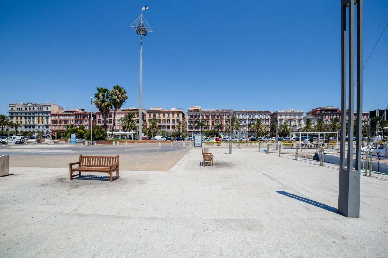 Hotel Aer Bj Vittoria Cagliari Eksteriør billede