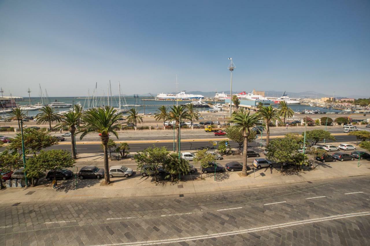 Hotel Aer Bj Vittoria Cagliari Eksteriør billede